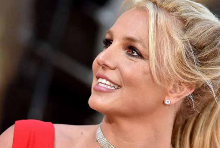 denti di Britney Spears nel 2025