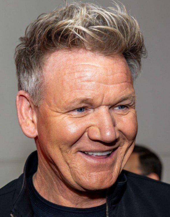 gordon ramsay teeth in 2023