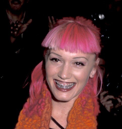 dinții lui Gwen Stefani în 1999