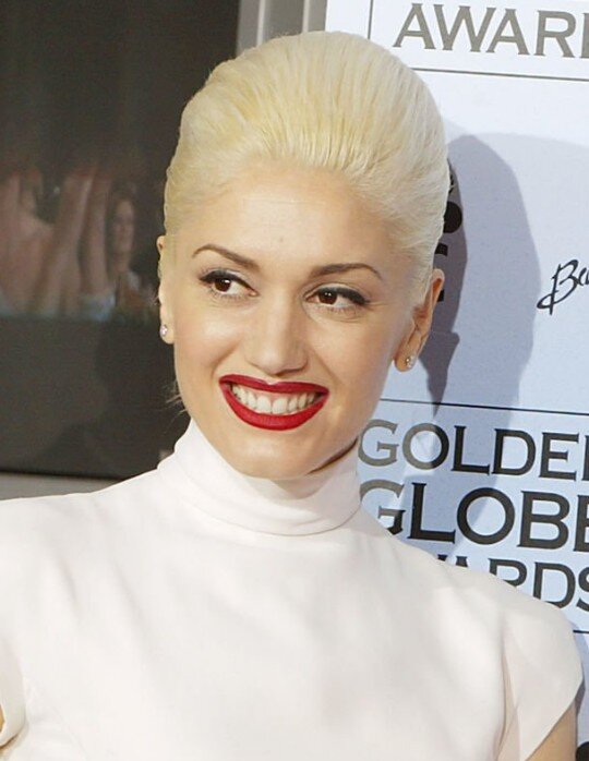 dinții lui Gwen Stefani în 2004