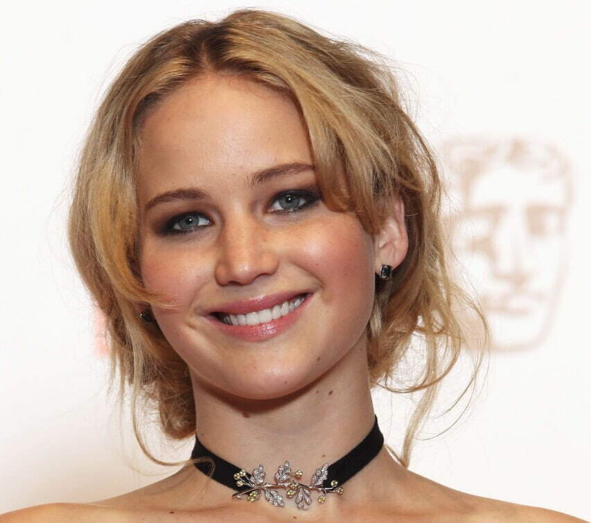 jennifer lawrence teeth in 2011