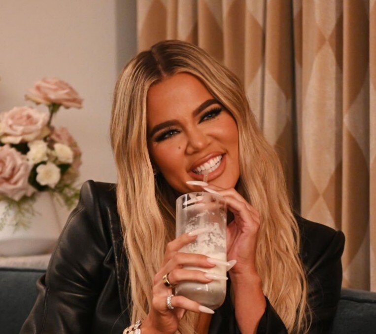 khloe kardashian teeth in 2021