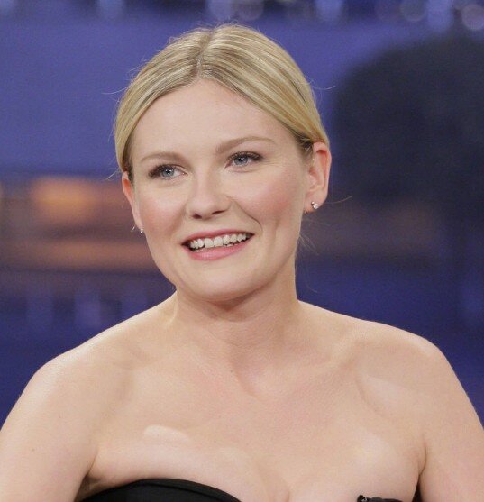 kirsten dunts teeth in 2010