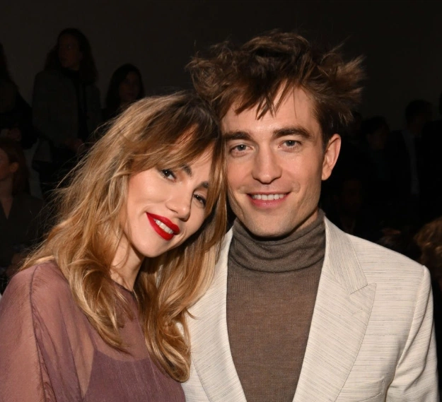 robert pattinson teeth in 2023