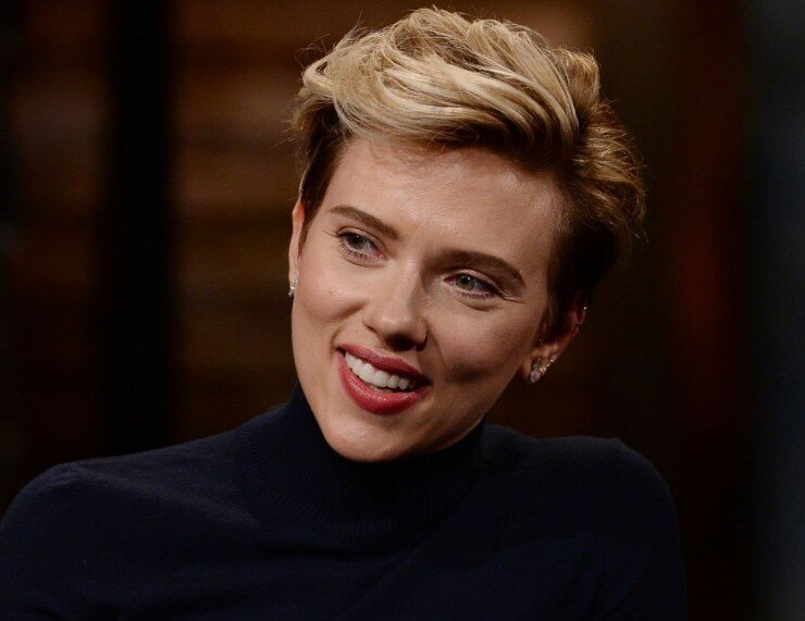 scarlett johansson teeth in 2017