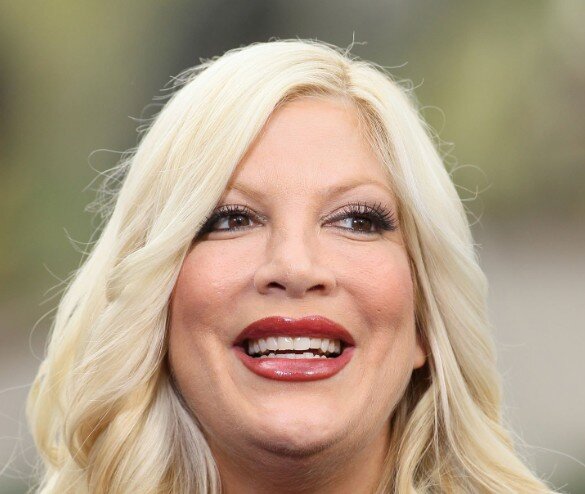 tori spelling teeth in 2010