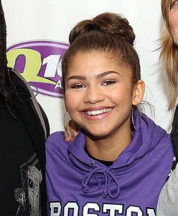 les dents de Zendaya en 2013