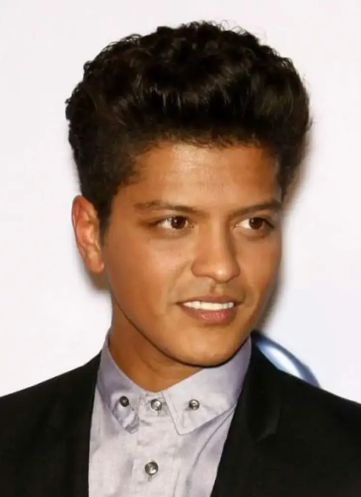 bruno mars teeth 2005s