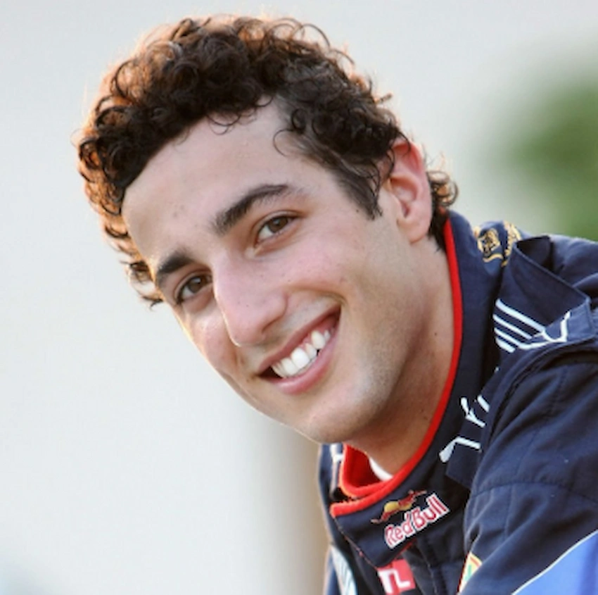 daniel ricciardo teeth 2010