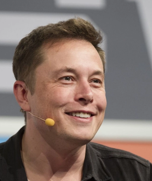 dinții lui elon musk în 2013