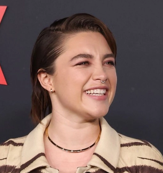 florence pugh teeth in 2021