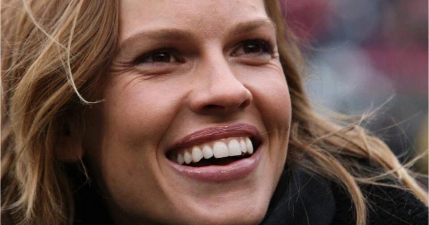 hilary swank teeth in 2020
