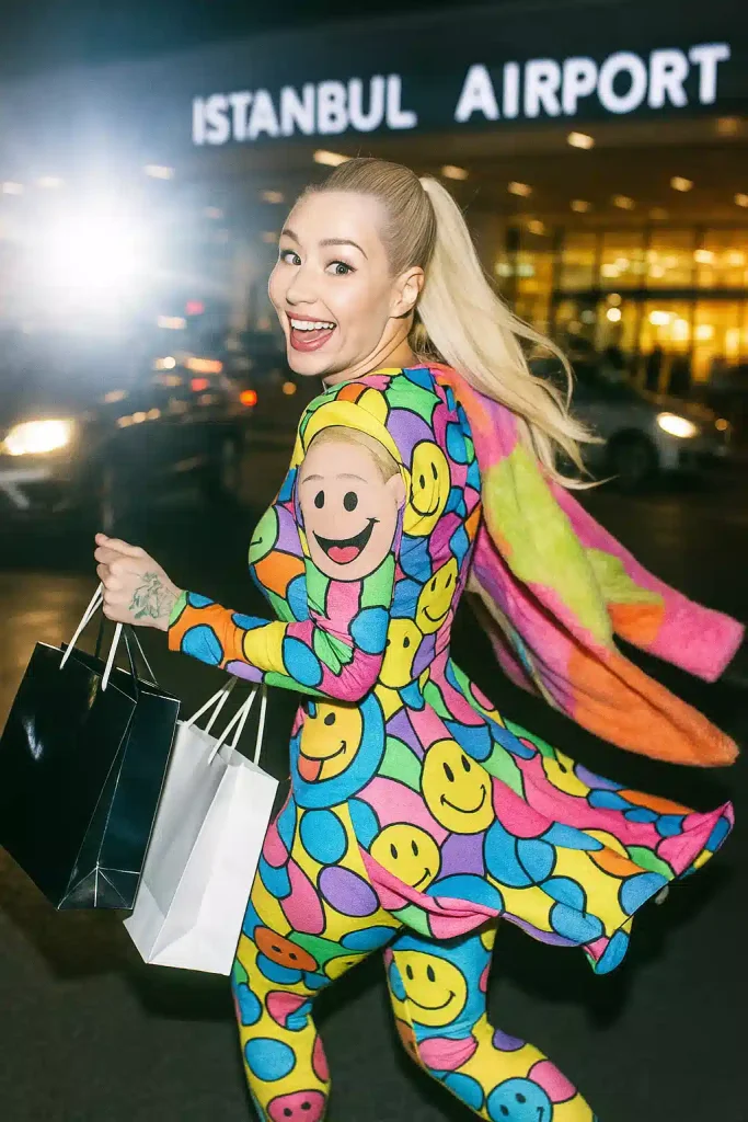 iggy azalea in istanbul airport