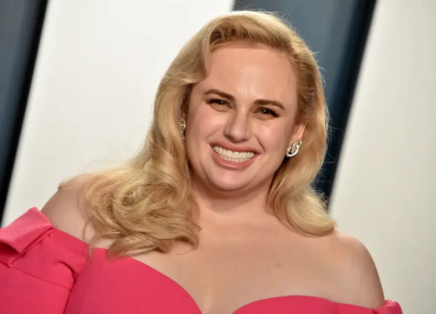Rebel Wilson's Teeth Tranformation