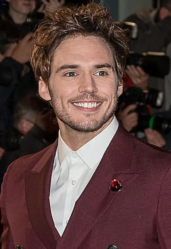 sam claflin zähne 2010