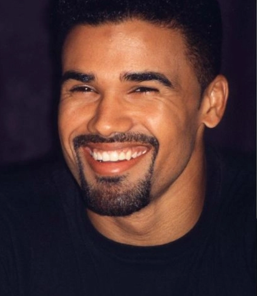 dinții lui Shemar Moore în anii 2000