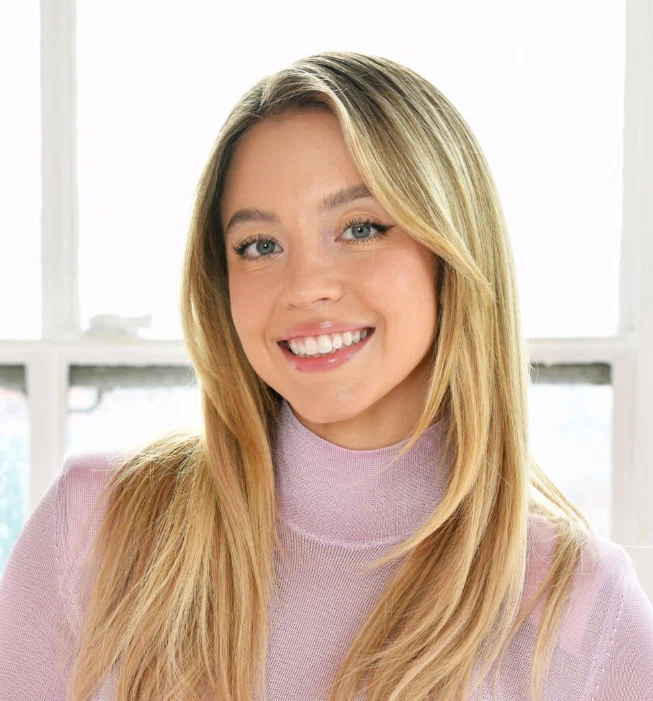 sydney sweeney teeth in 2024