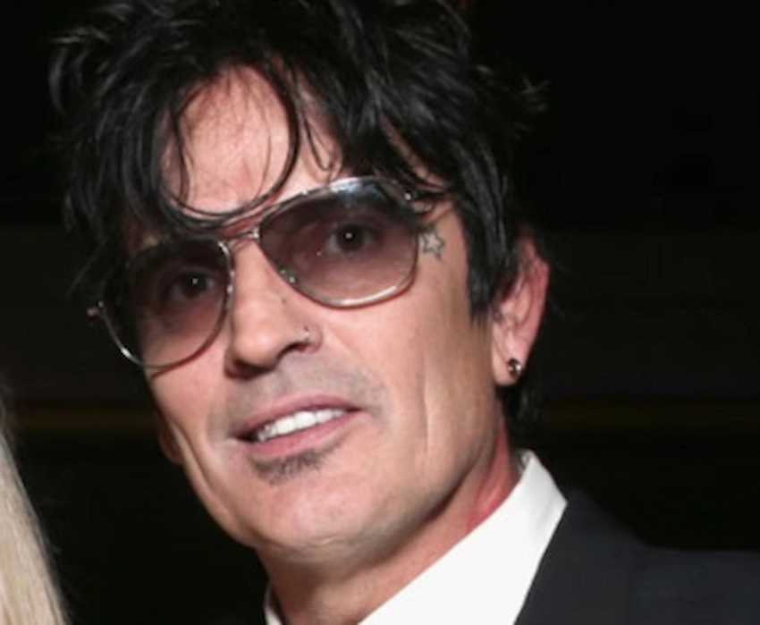 tommy lee teeth 2015