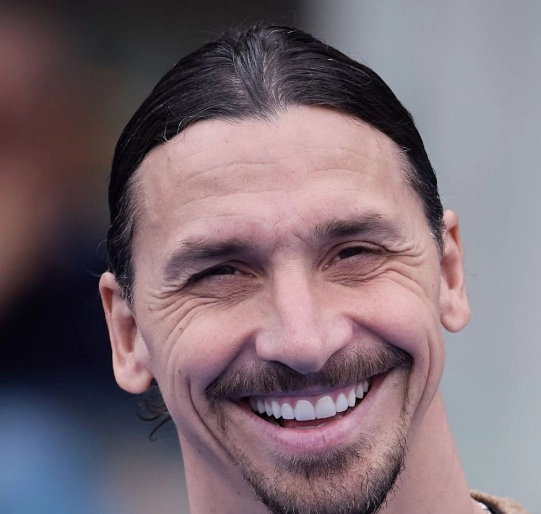 2025'te zlatan ibrahimovic dişleri