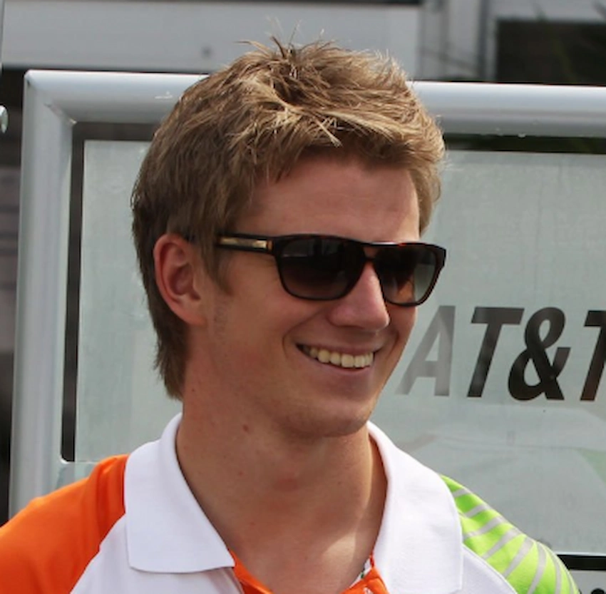 denti di nico hülkenberg 2010