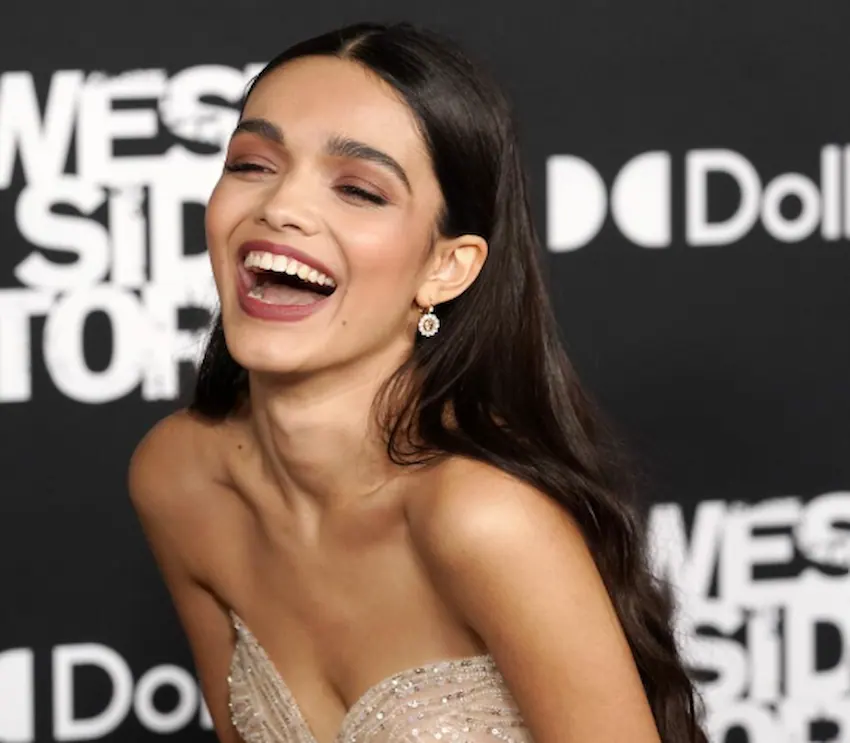 rachel zegler teeth 2025s